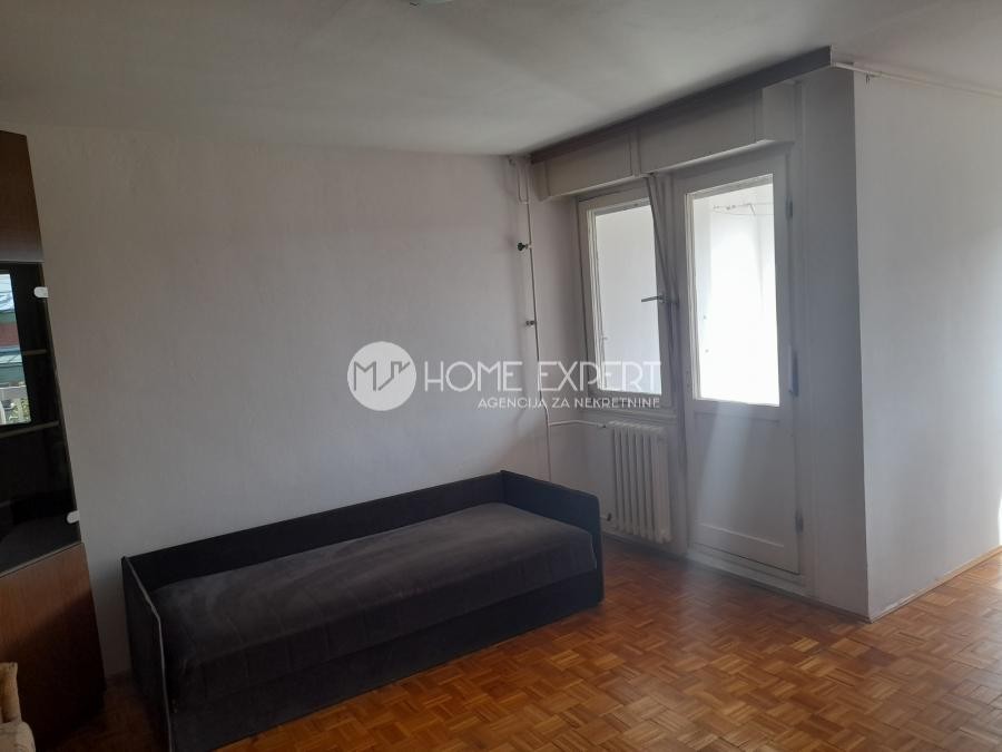 lokal - NOVI SAD - LIMAN 4 - 9100144