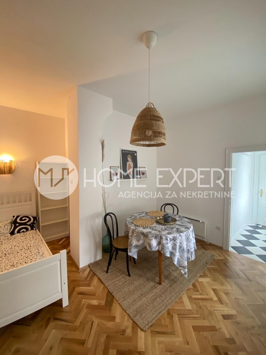 lokal - NOVI SAD - ADAMOVIĆEVO NASELJE - 9100302