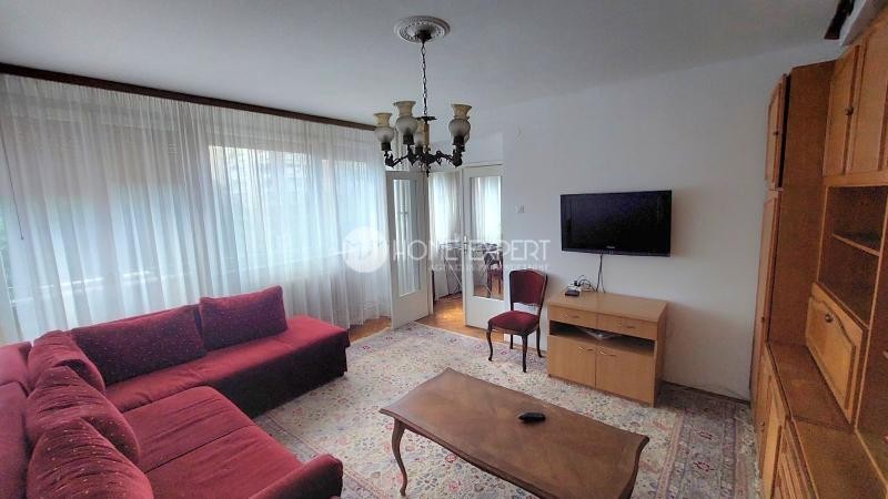 lokal - NOVI SAD - ŽELEZNIČKA STANICA - 9100445