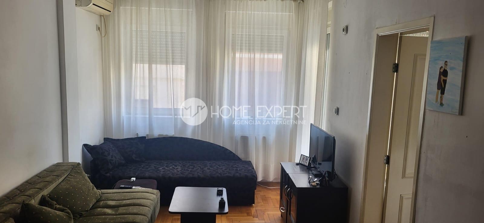 lokal - NOVI SAD - CENTAR - 9100450