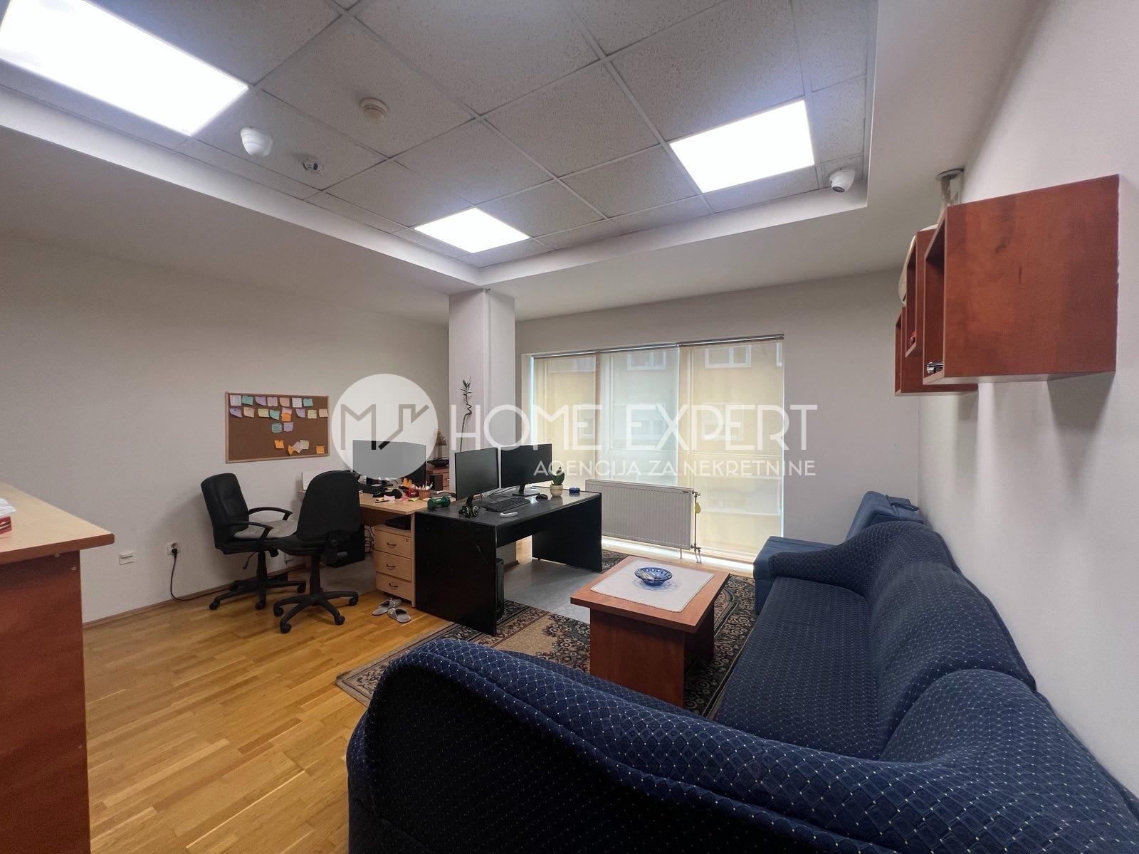 lokal - NOVI SAD - CENTAR - 9100452