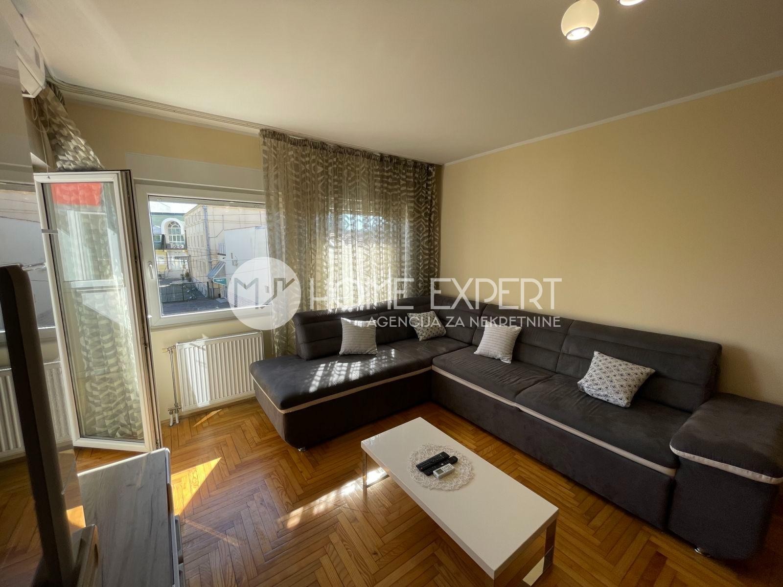 lokal - NOVI SAD - CENTAR - 9100484