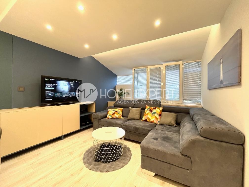 lokal - NOVI SAD - LIMAN 4 - 9100529