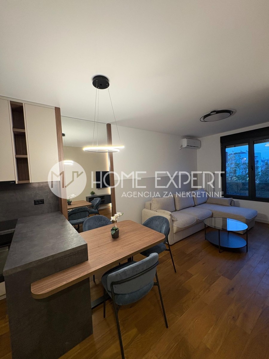 lokal - NOVI SAD - GRBAVICA - 9100564