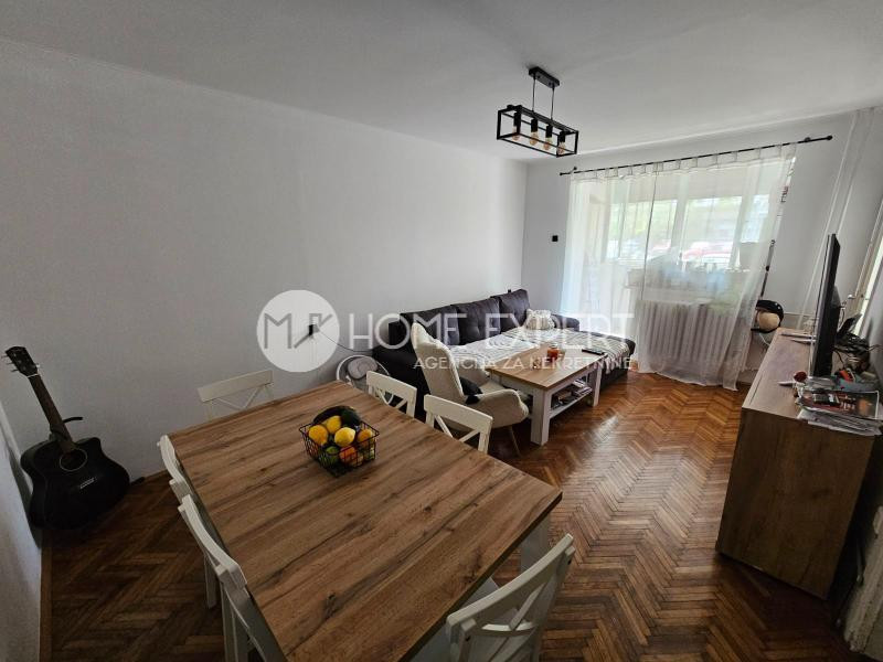 stan NOVI SAD - BULEVAR - 1000165