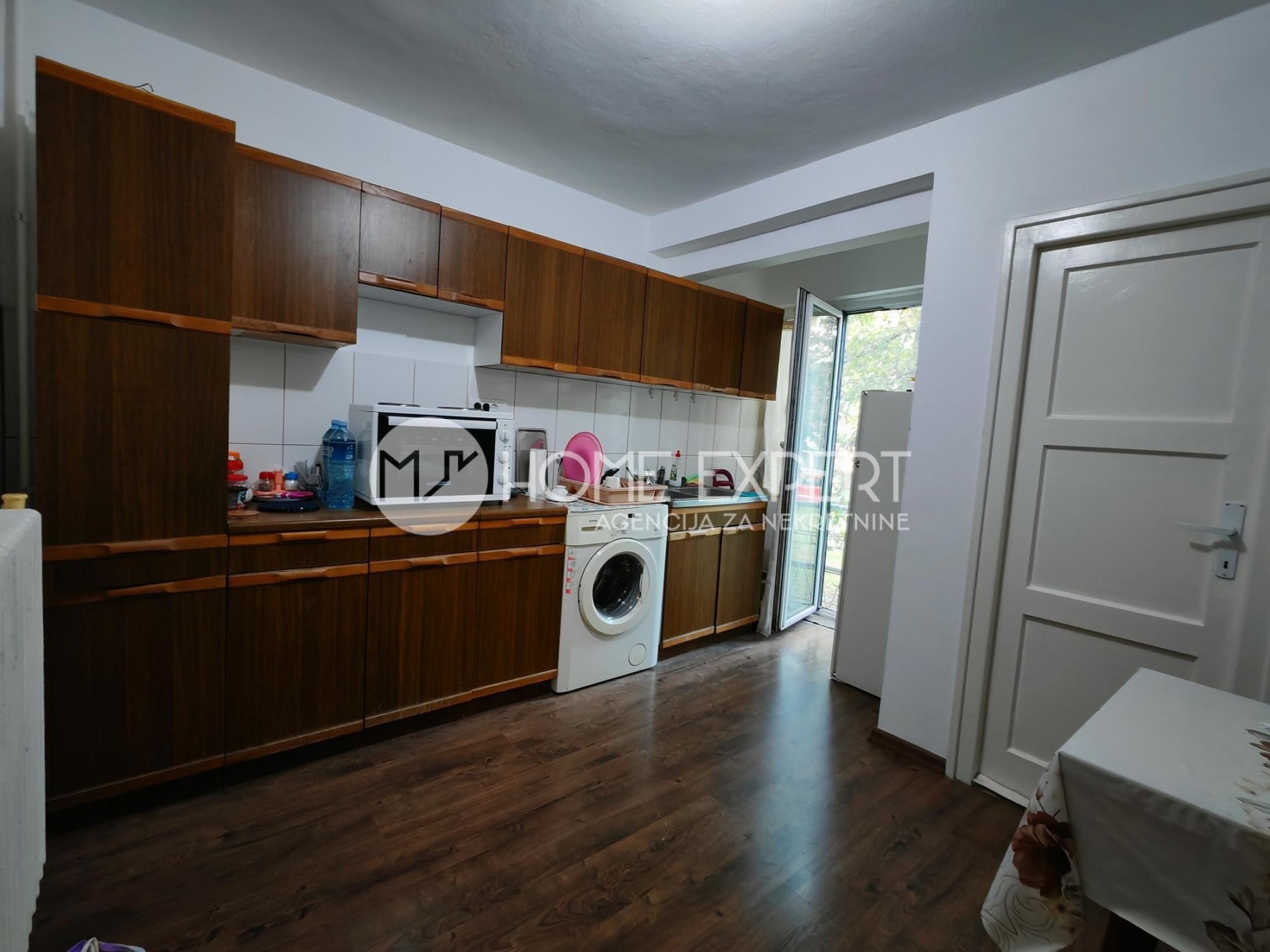 stan NOVI SAD - SATELIT - 1000261