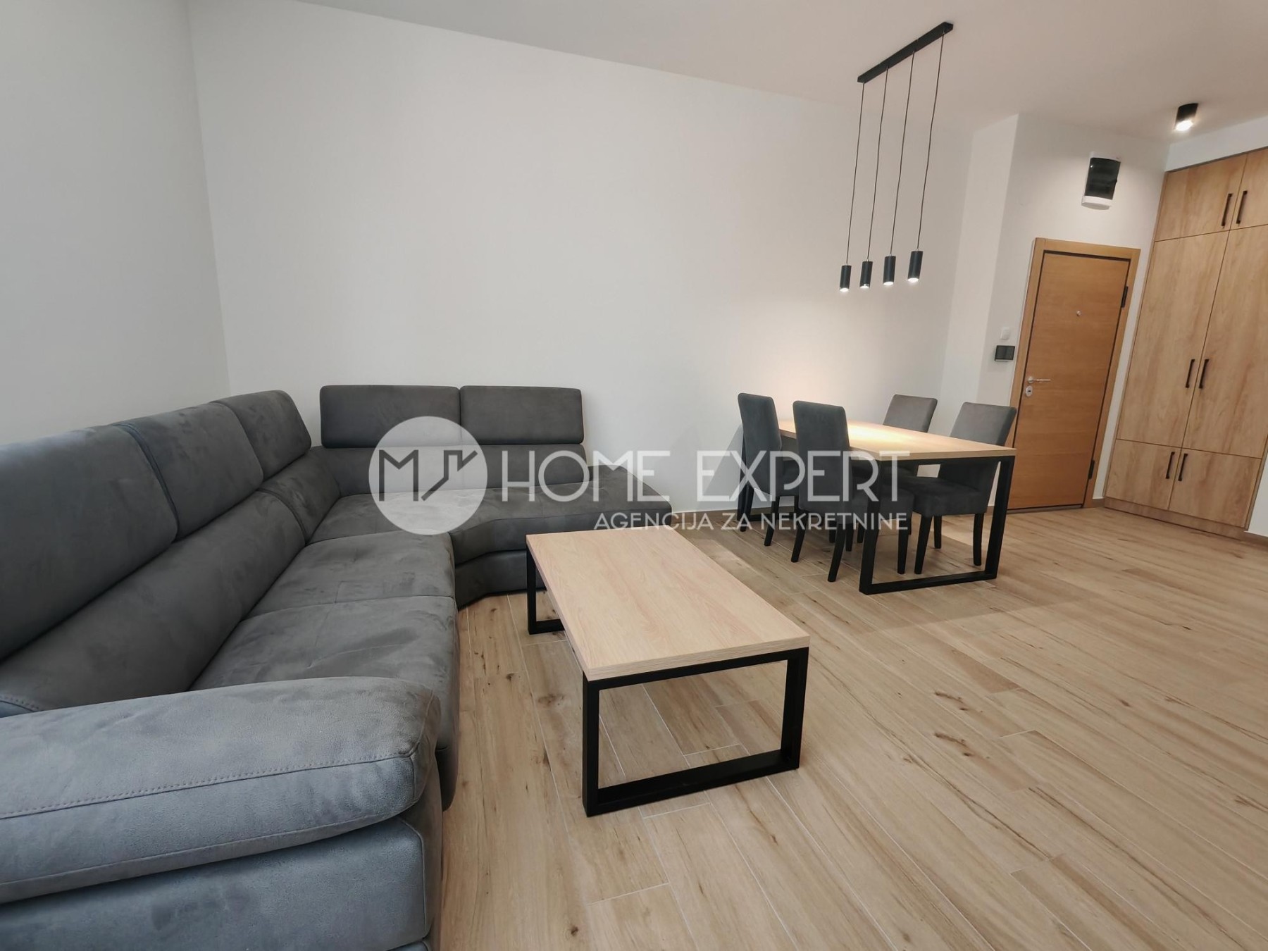 stan NOVI SAD - TELEP - 1000550