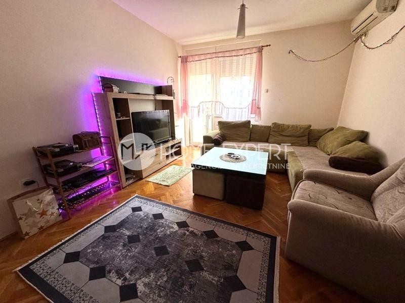 stan NOVI SAD - NOVA DETELINARA - 1000563