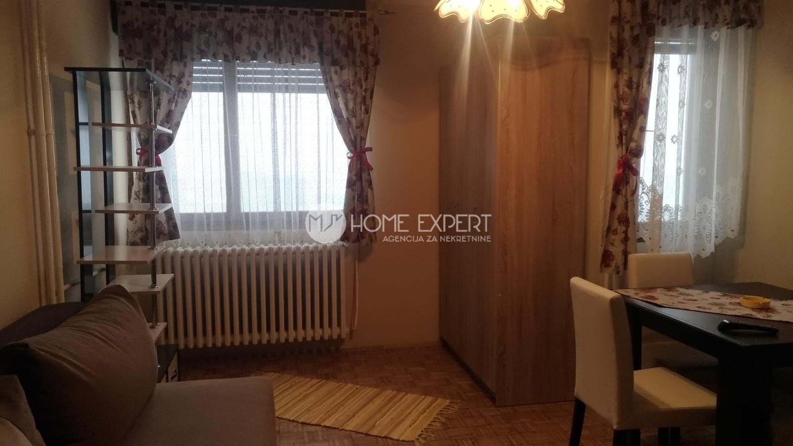 stan NOVI SAD - BULEVAR - 1000568