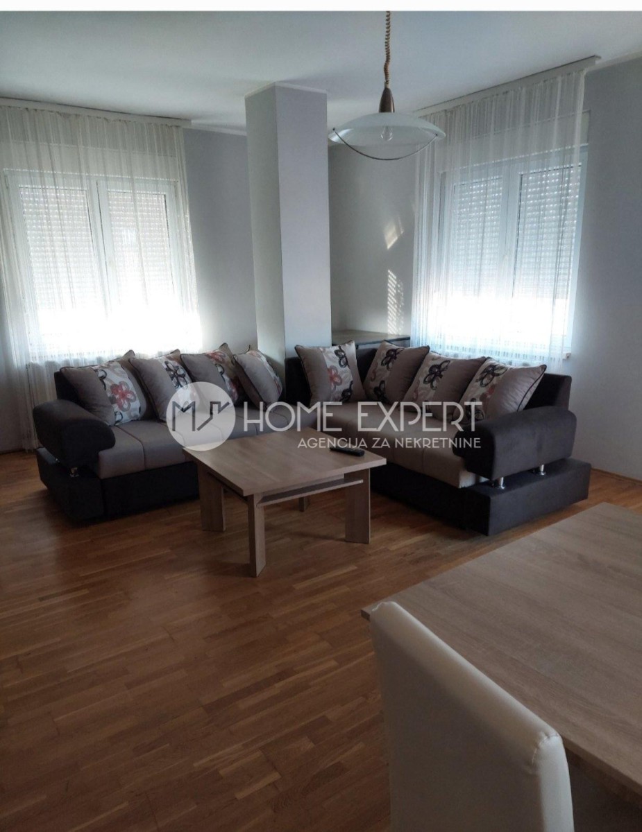 stan NOVI SAD - NOVA DETELINARA - 1000611