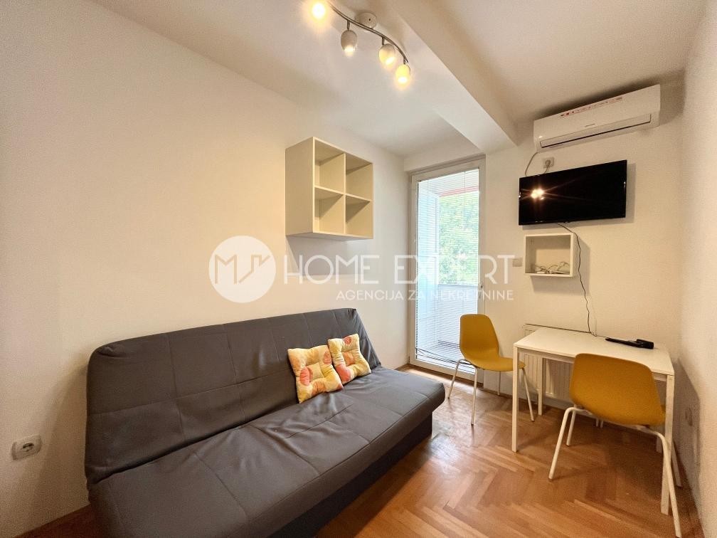 stan NOVI SAD - PODBARA - 1000635