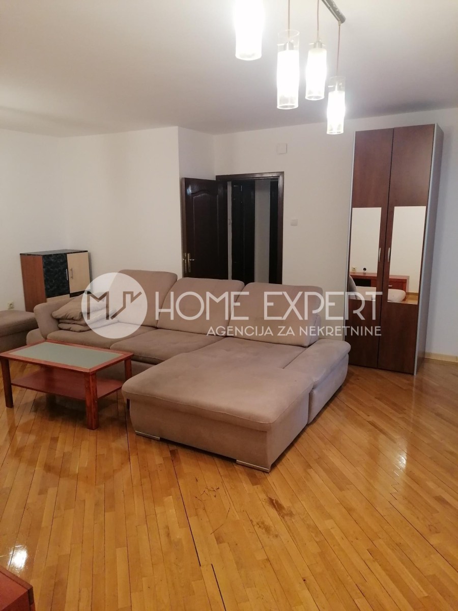 stan NOVI SAD - NOVA DETELINARA - 1000643