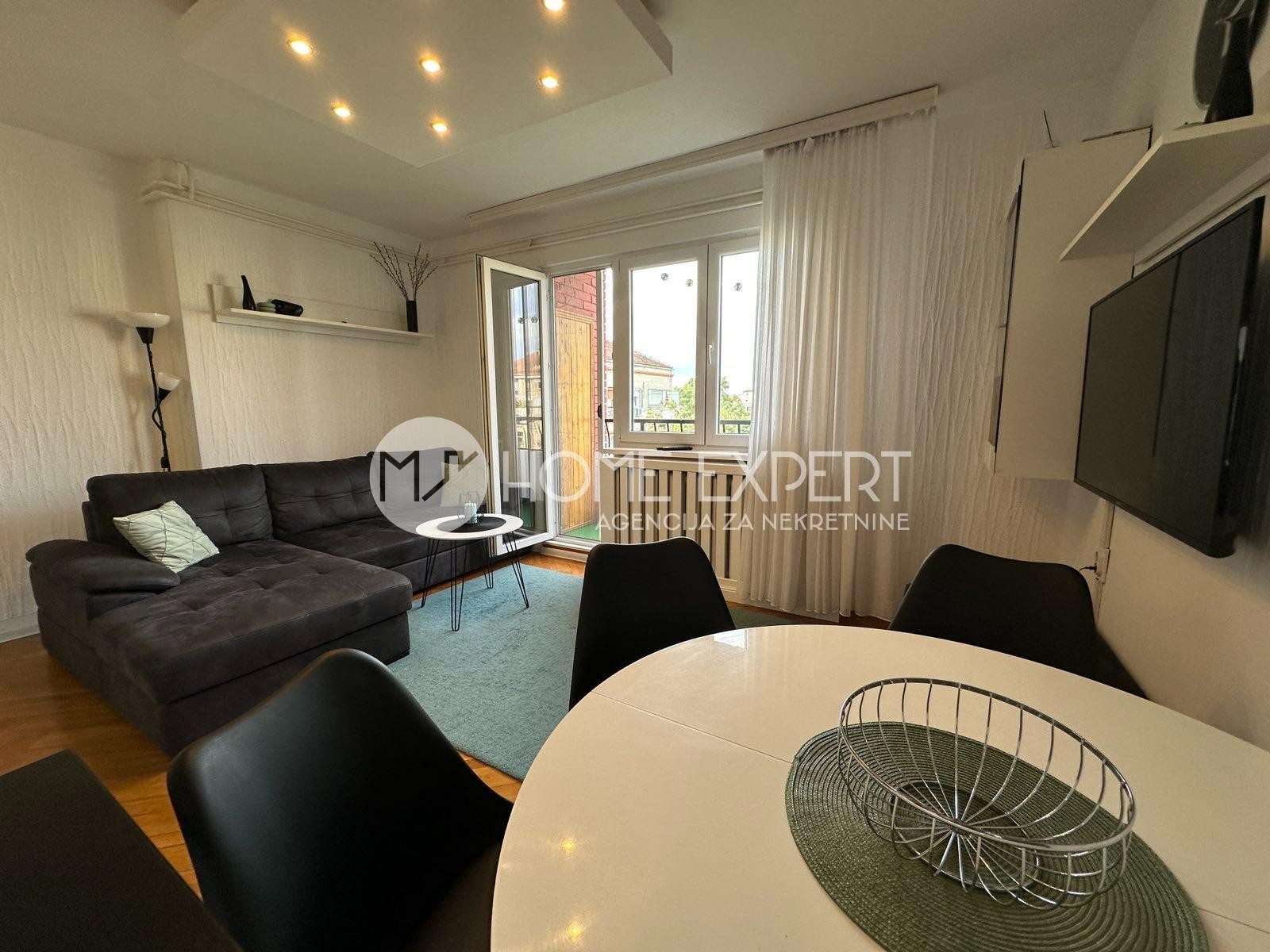 stan NOVI SAD - STARA DETELINARA - 1000657